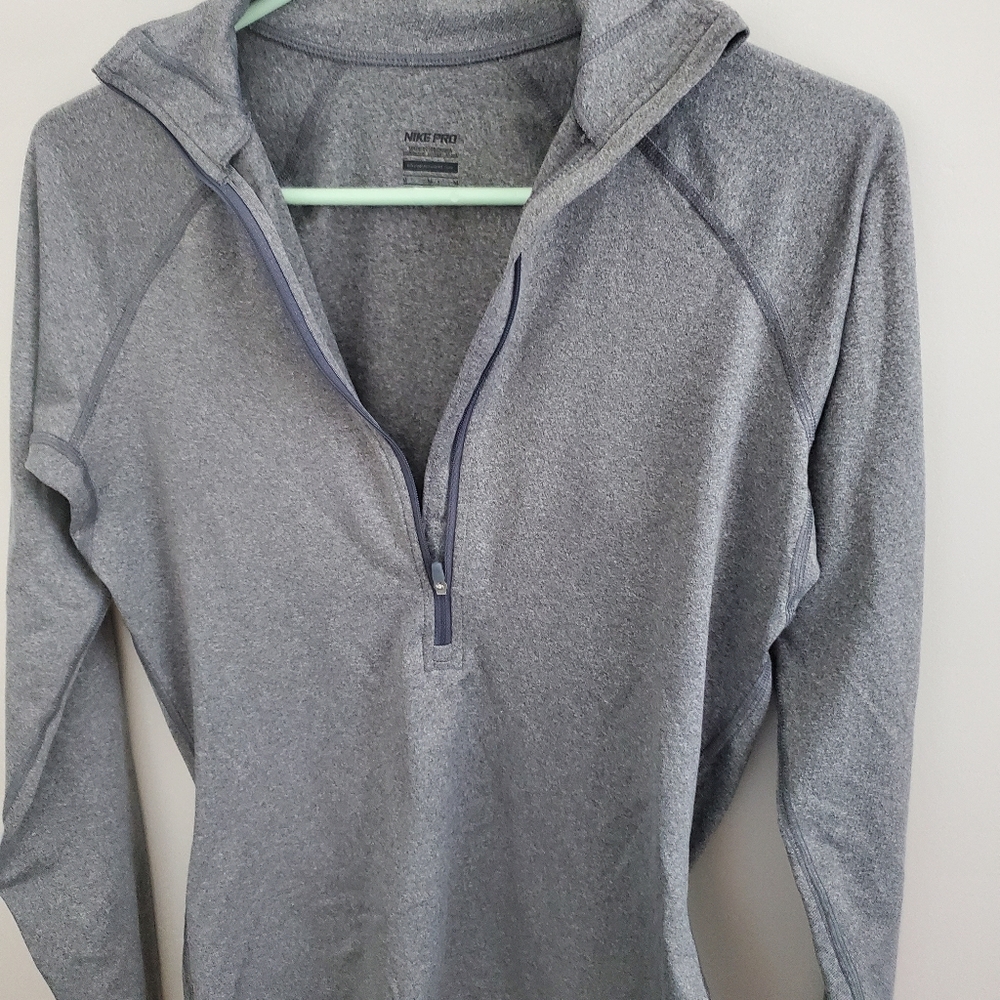 Nike Pro Pullover